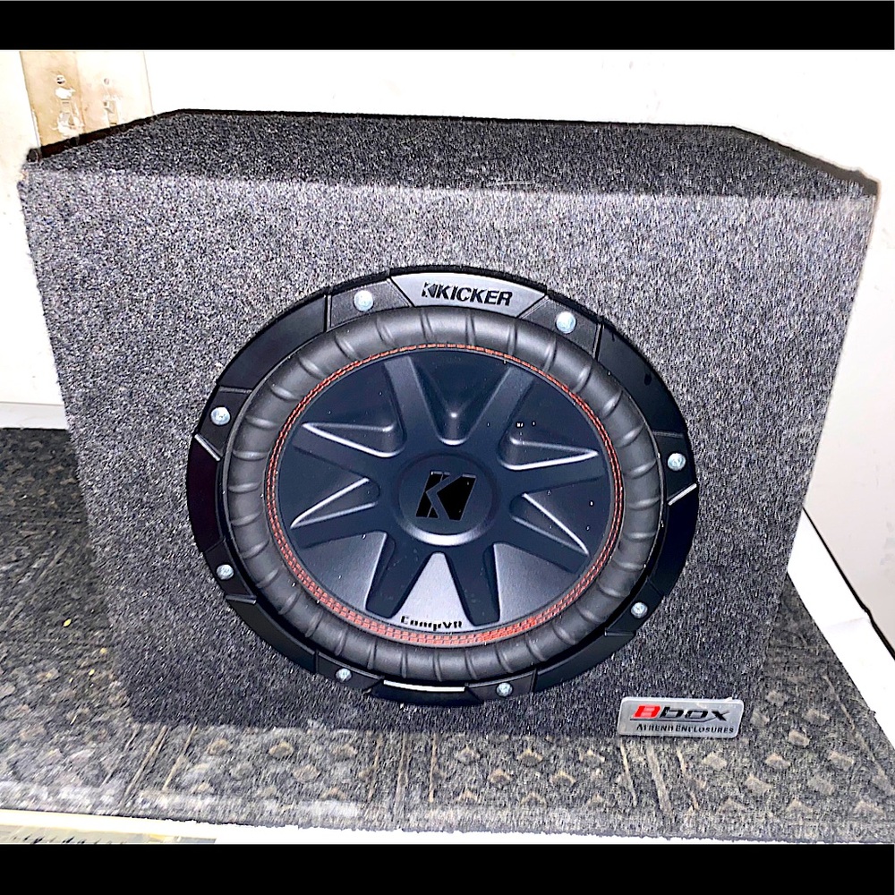 Kicker Subwoofer with box